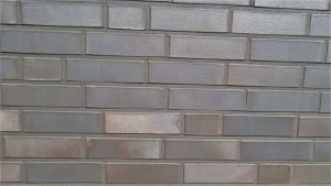 Klinker wurde nach gereinigt und ist nun sauber.